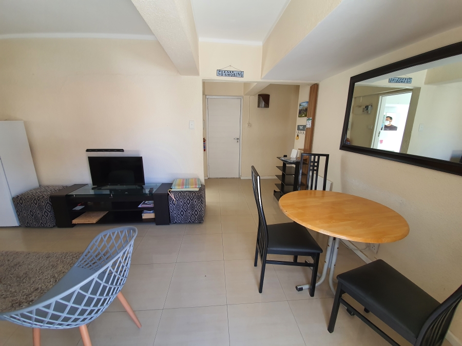 To Let 2 Bedroom Property for Rent in Sea Point Western Cape